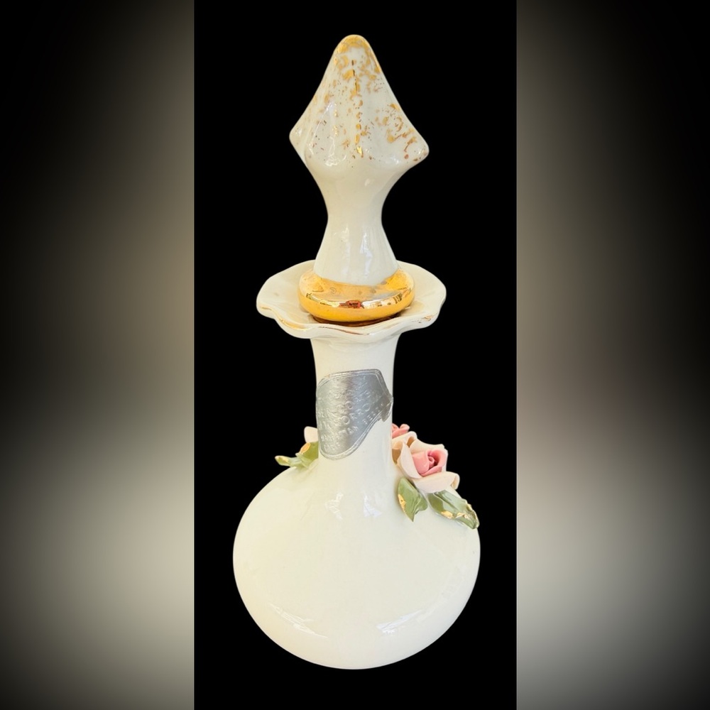 Vintage 1950’s Perfume Bottle with Stopper “Heirlooms of Tomorrow” 5.5” H - Picture 8 of 9